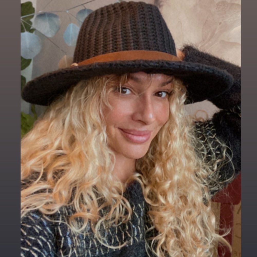 New/ Knit Fedora Hat with Faux Leather Belt